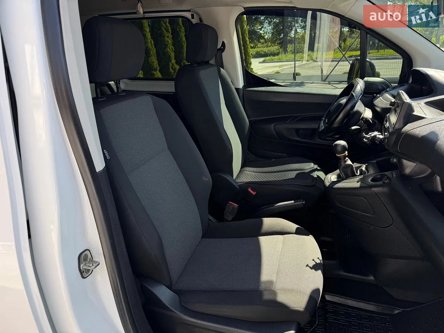 2019 Peugeot Rifter - мініатюра 34