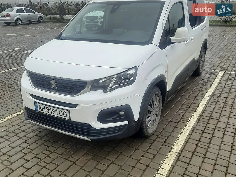 Peugeot Rifter 2021