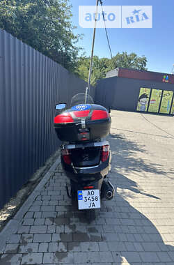Скутер Peugeot Satelis 2012 в Мукачевому