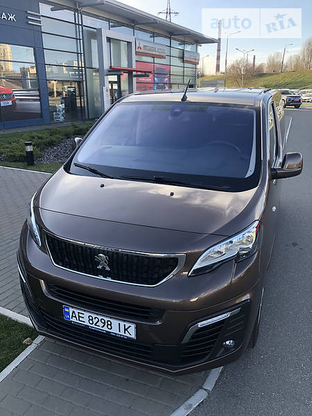 Мінівен Peugeot Traveller 2017 в Києві