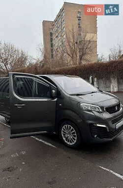 Минивэн Peugeot Traveller 2020 в 