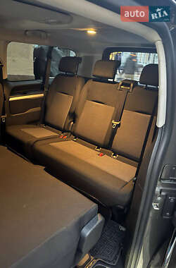 Минивэн Peugeot Traveller 2020 в 