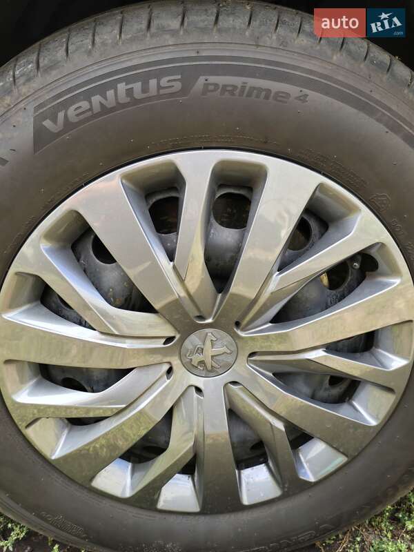 Минивэн Peugeot Traveller 2017 в Харькове