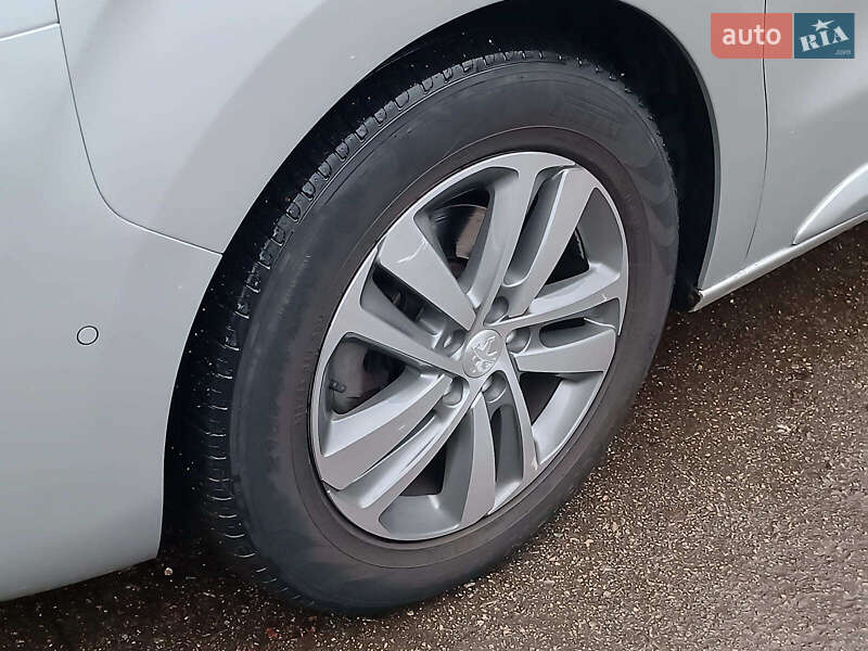 Минивэн Peugeot Traveller 2018 в Харькове фото 6 Минивэн Peugeot Traveller 2018 в Харькове