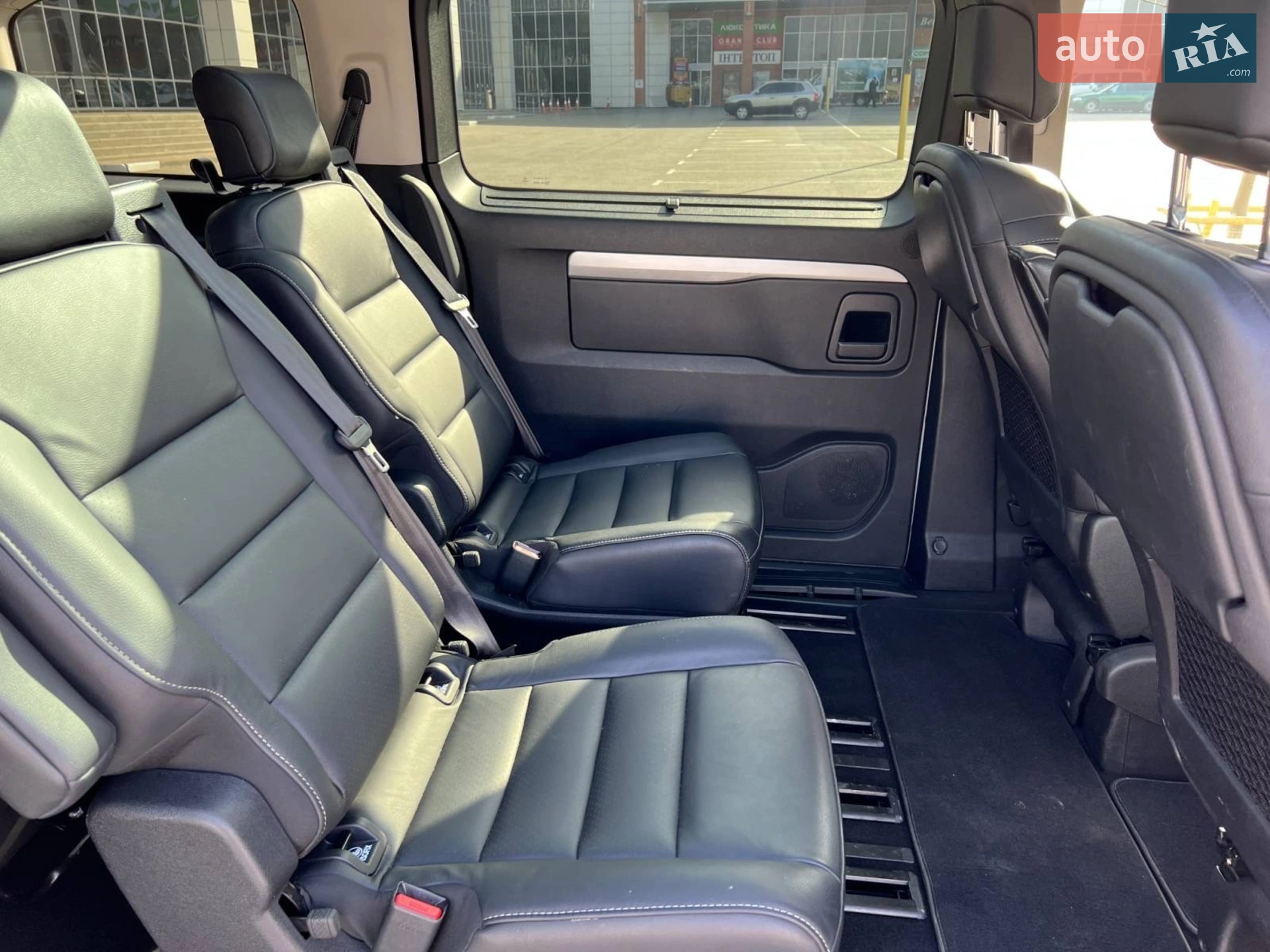 2018 Peugeot Traveller - мініатюра 11