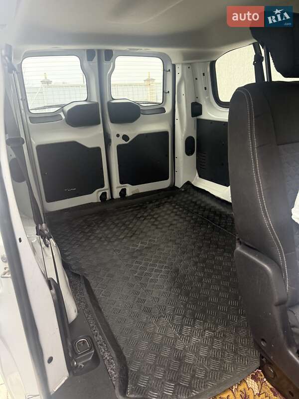 Минивэн Peugeot Traveller 2017 в Киеве