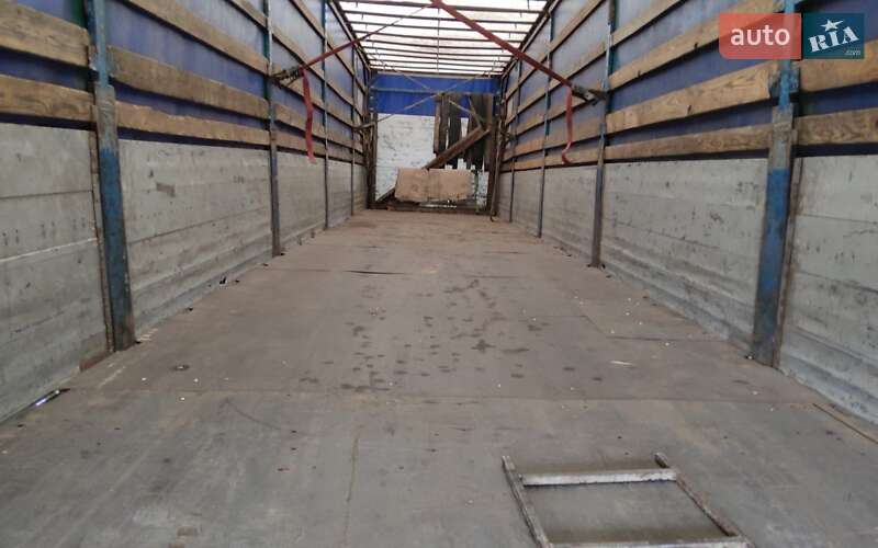 Тентованный борт (штора) - полуприцеп Piacenza S33 1993 в Днепре