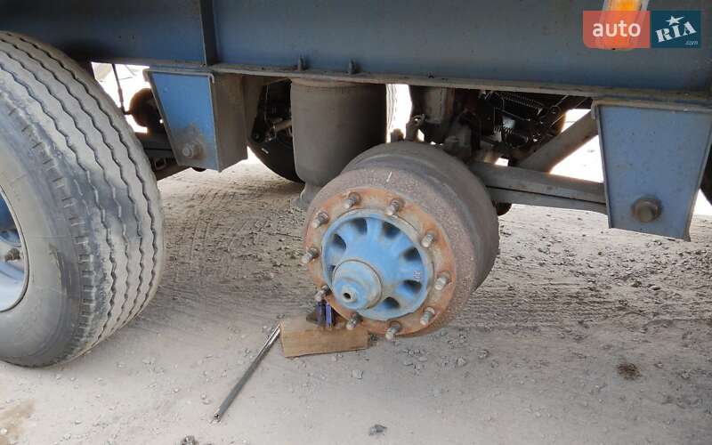 Тентованный борт (штора) - полуприцеп Piacenza S33 1993 в Днепре