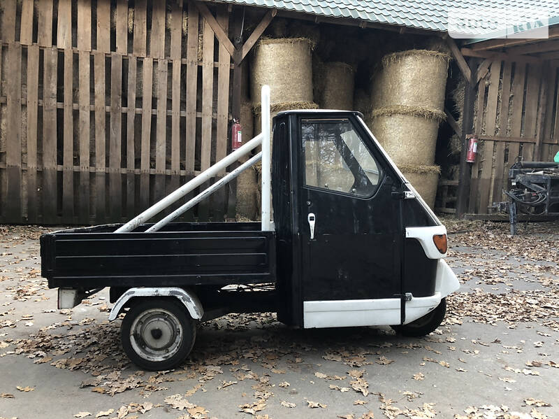 Трицикл Piaggio Ape 1997 в Львове