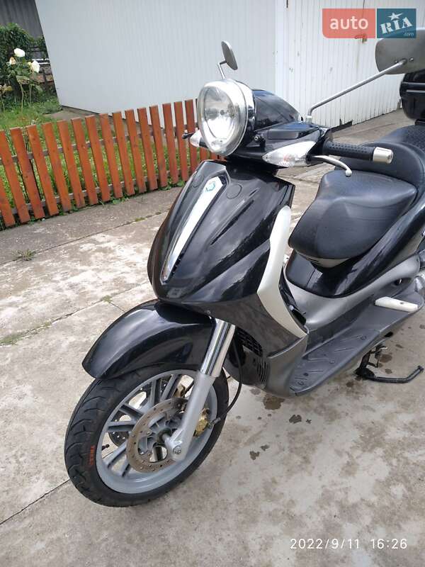 Макси-скутер Piaggio Beverly 500 2007 в Калуше