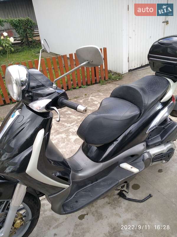 Макси-скутер Piaggio Beverly 500 2007 в Калуше