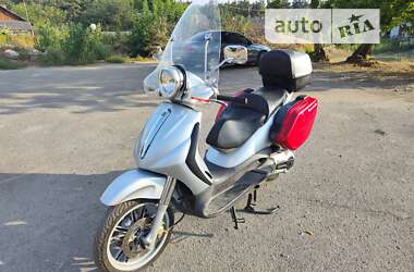 Макси-скутер Piaggio Beverly 500 2004 в Новомосковске