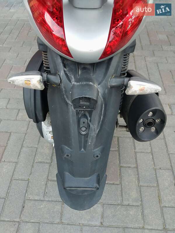 Макси-скутер Piaggio Beverly 2012 в Полтаве