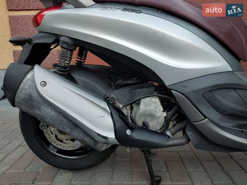 Макси-скутер Piaggio Beverly 2012 в Полтаве