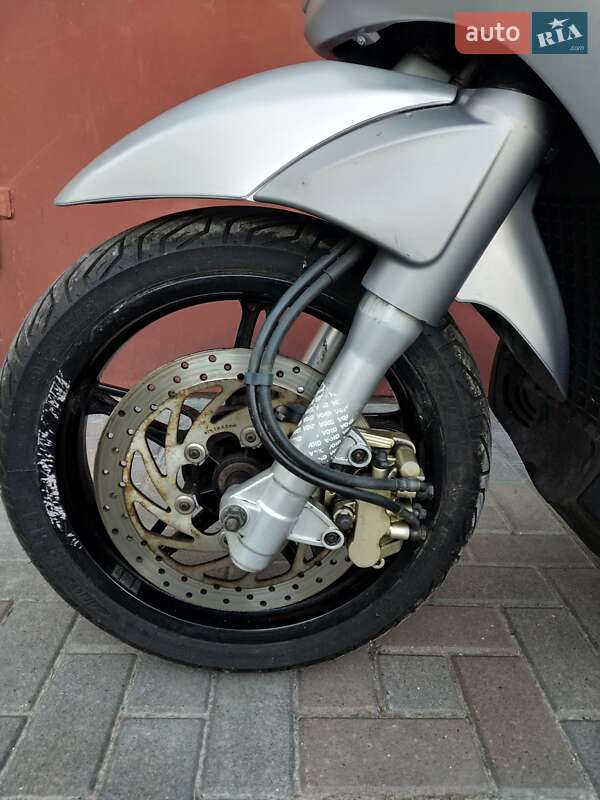Макси-скутер Piaggio Beverly 2012 в Полтаве