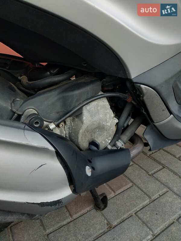 Макси-скутер Piaggio Beverly 2012 в Полтаве