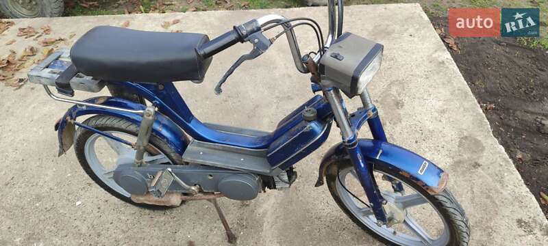 Мопеды Piaggio Bravo 2004 в Новоселице
