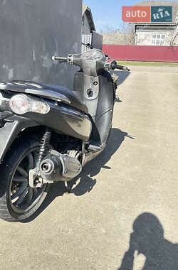 Скутер Piaggio Carnaby 200 2009 в 