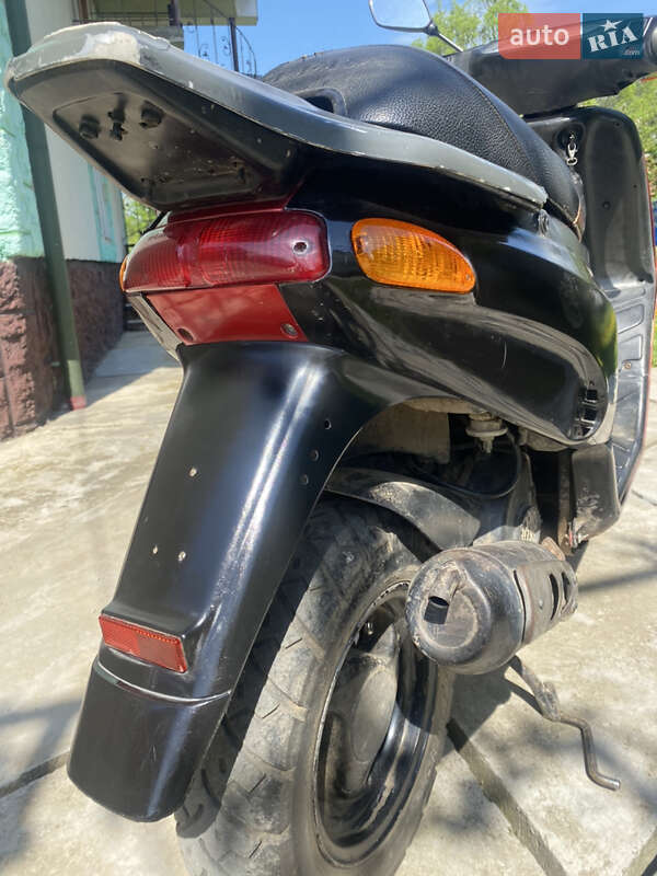 Скутер Piaggio Gilera 2000 в Иршаве