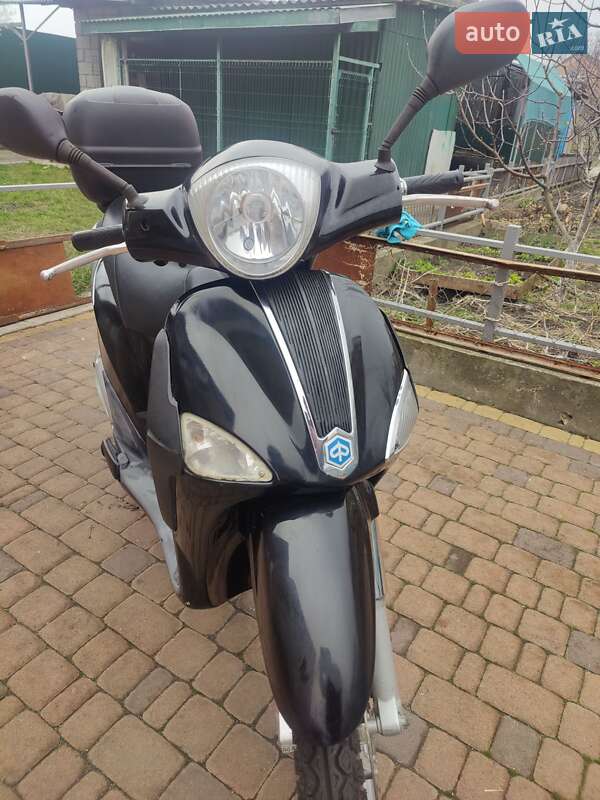 Скутер Piaggio Liberty 2011 в Білій Церкві