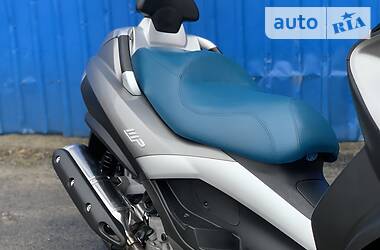 Макси-скутер Piaggio MP3 2014 в 
