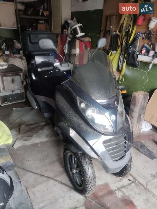 Вантажні моторолери, мотоцикли, скутери, мопеди Piaggio MP3 2007 в Києві фото 7 Вантажні моторолери, мотоцикли, скутери, мопеди Piaggio MP3 2007 в Києві