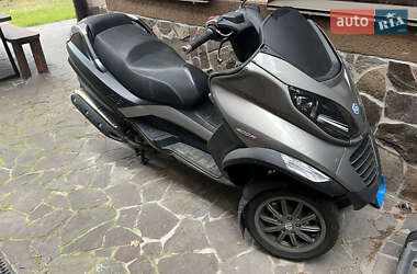 Скутер Piaggio MP3 2009 в Киеве