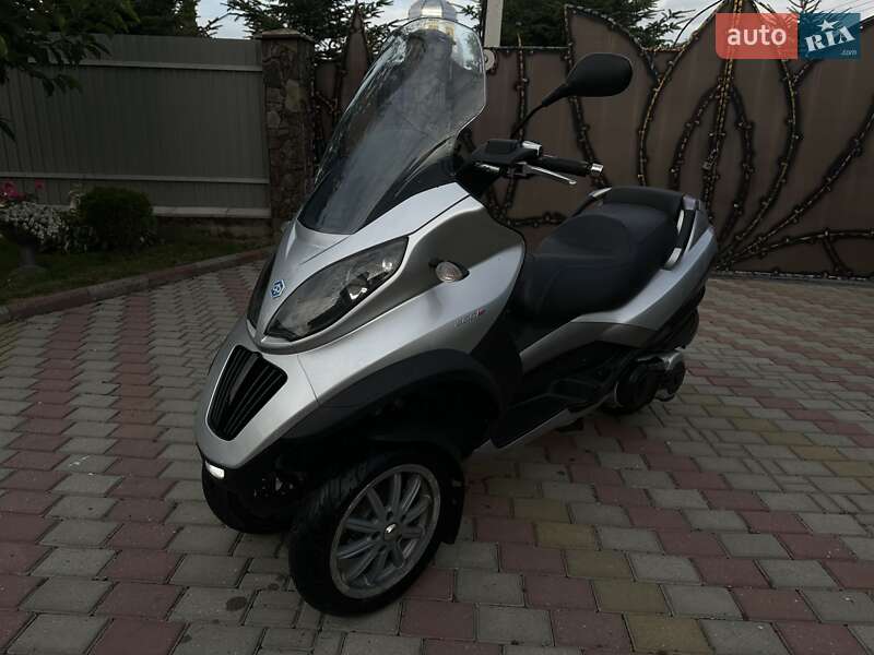 Макси-скутер Piaggio MP3 2008 в Самборе