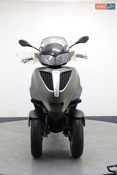 Мотороллер Piaggio MP3 2014 в Гнивани