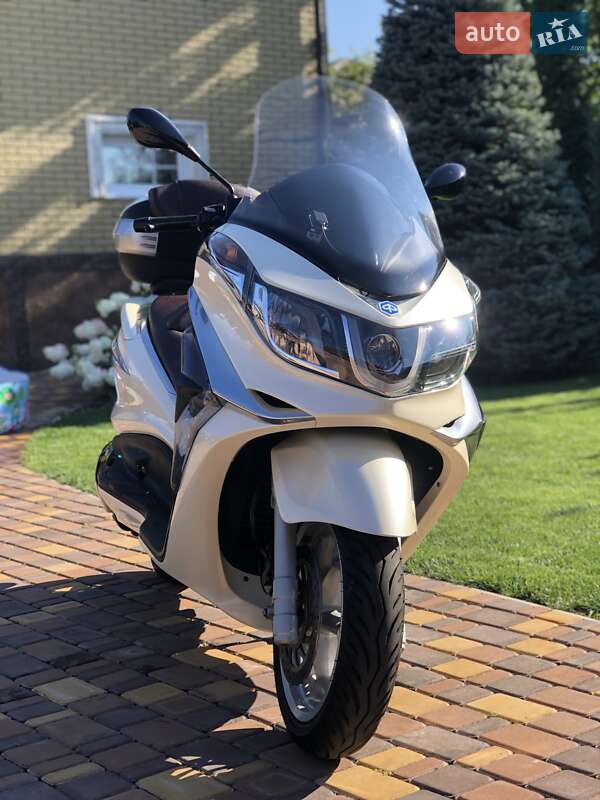 Макси-скутер Piaggio X10 2014 в Умани