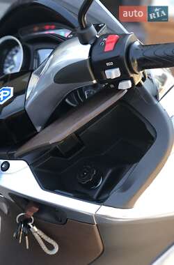 Макси-скутер Piaggio X10 2014 в 