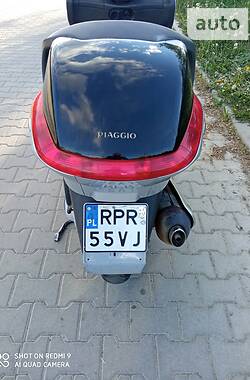 Макси-скутер Piaggio X8 2004 в Косове