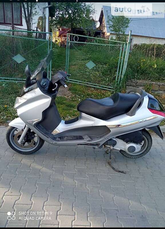 Макси-скутер Piaggio X8 2005 в 