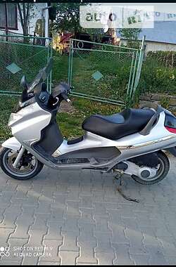 Макси-скутер Piaggio X8 2005 в 