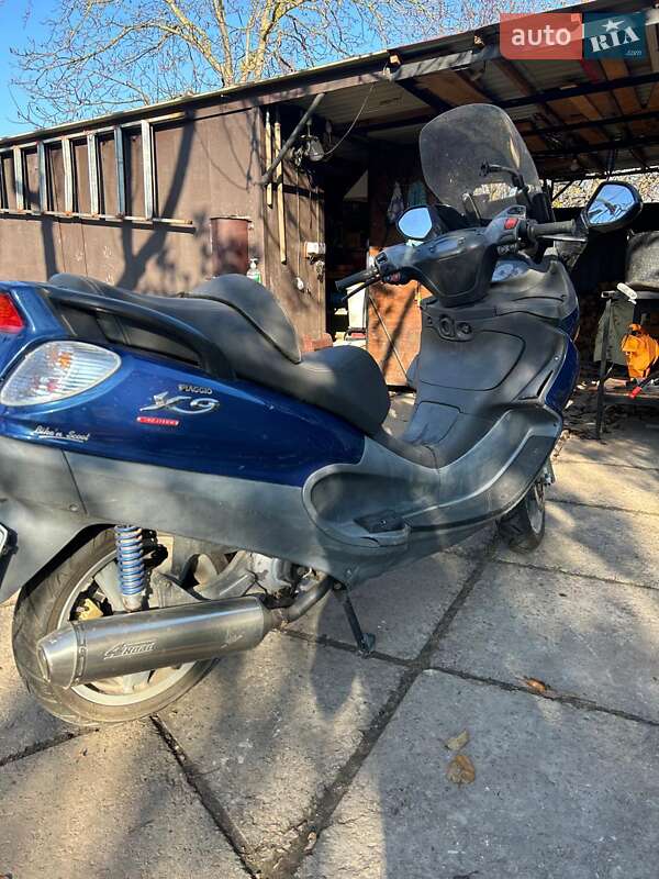 Макси-скутер Piaggio X9 2003 в Львове
