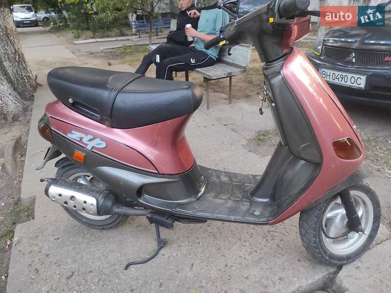 Скутер Piaggio Zip 2003 в Арцизові