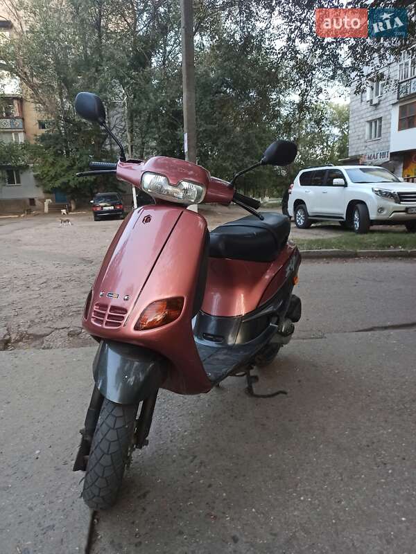 Скутер Piaggio Zip 2003 в Арцизові фото Скутер Piaggio Zip 2003 в Арцизові