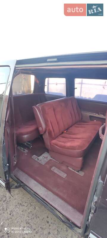 Мінівен Plymouth Voyager 1992 в Харкові