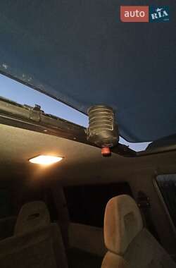 Минивэн Plymouth Voyager 1993 в 