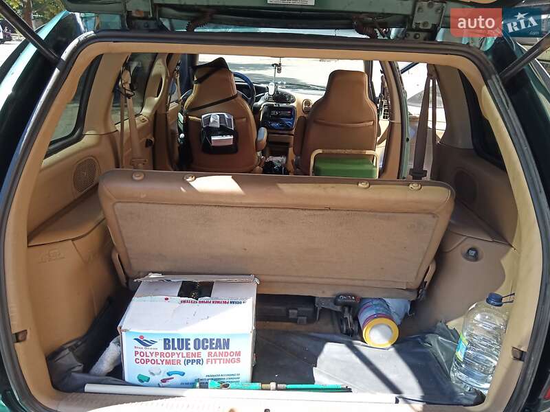 Мінівен Plymouth Voyager 1997 в Кривому Розі