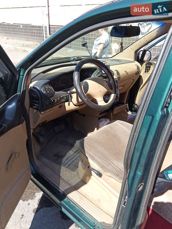 Мінівен Plymouth Voyager 1997 в Кривому Розі