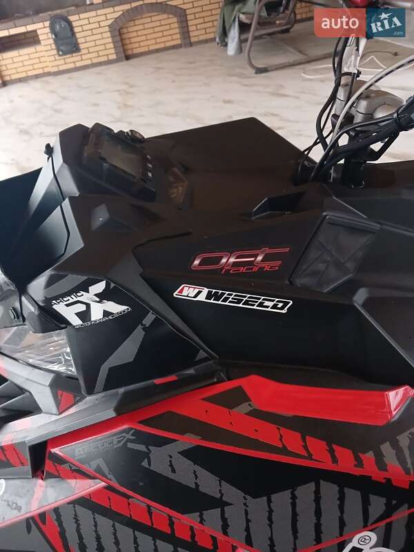 Горные снегоходы Polaris RMK 2017 в Тячеве фото 17 Горные снегоходы Polaris RMK 2017 в Тячеве