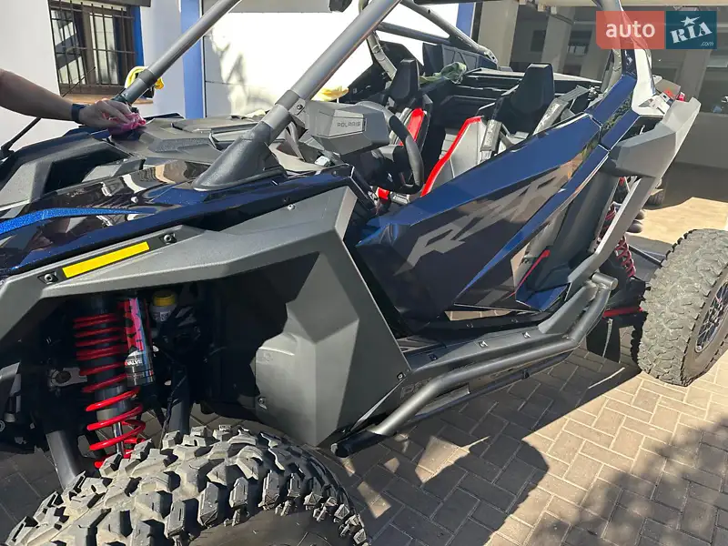 Мотовсюдиход Polaris RZR Pro R 2022 в 