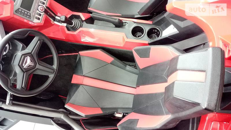 Трицикл Polaris Slingshot 2016 в Дніпрі