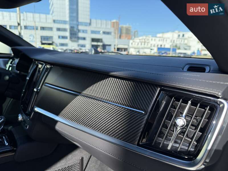 Купе Polestar 1 2020 в Киеве