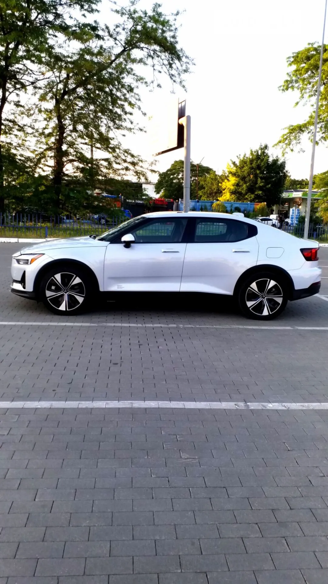 2022 Polestar 2 - мініатюра 5