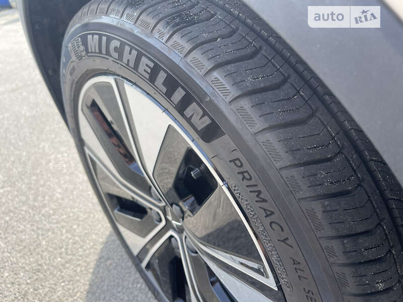 Лифтбек Polestar 2 2023 в Киеве