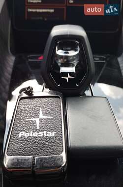 Фастбэк Polestar 2 2023 в 
