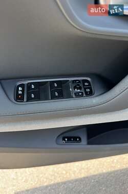 Лифтбек Polestar 2 2022 в 