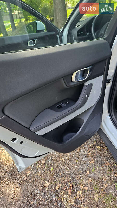 Лифтбек Polestar 2 2023 в Киеве